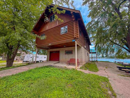 588 Cottage Rd, Harpers Ferry, IA, 52146-7512 | Card Image