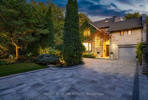 123 South Drive, Toronto, ON, M4W1R9 | Card Image