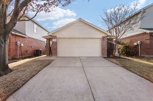 11705 Cottontail Dr, Fort Worth, TX, 76244-5526 | Card Image