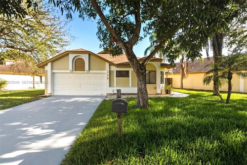 138 Colly Way, North Lauderdale, FL, 33068-3935 | Card Image