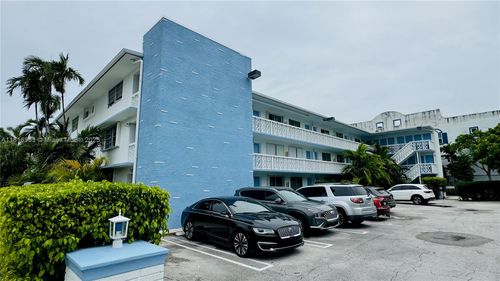7-1120 102nd St, Bay Harbor Islands, FL, 33154-1245 | Card Image