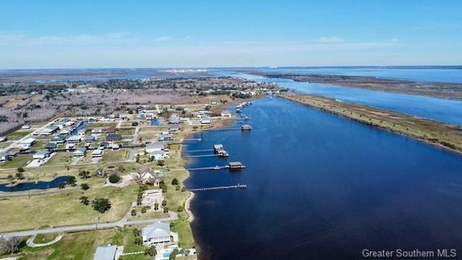 A - 461 Lake Breeze Rd, Townhouse with 2 bedrooms, 3 bathrooms and null parking in Hackberry LA | Image 25