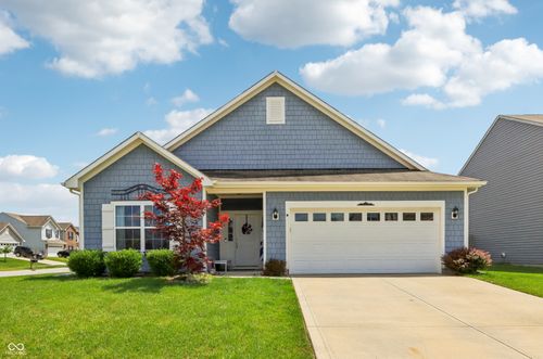897 Sommersweet Run, Greenwood, IN, 46143-5567 | Card Image