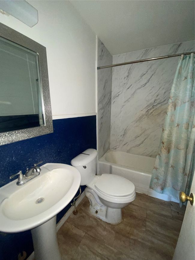 541 W Irving St, House other with 3 bedrooms, 1 bathrooms and null parking in Munday TX | Image 5