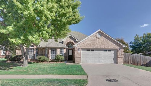 6100 Cliffbrook Drive, North Richland Hills, TX, 76180 | Card Image