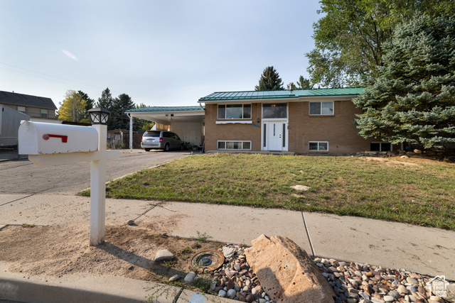 400 , Vernal, UT 84078