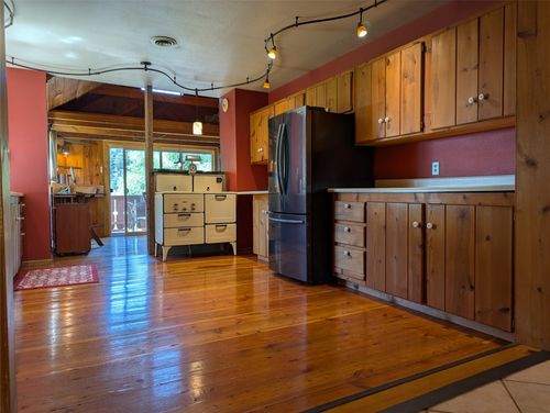 279 Third Street, Marysville, MT, 59640 | Card Image