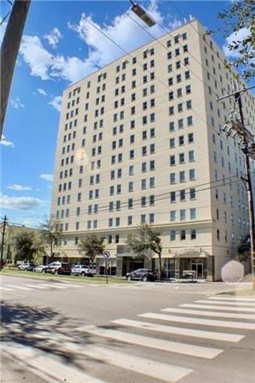 apt-407-1205 Saint Charles Ave, New Orleans, LA, 70130-8403 | Card Image
