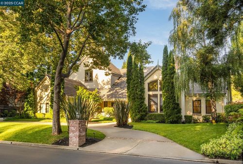 3284 Blackhawk Meadow Dr, Danville, CA, 94506-5804 | Card Image