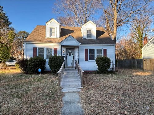 956 Norview Ave, Norfolk, VA, 23513-3466 | Card Image