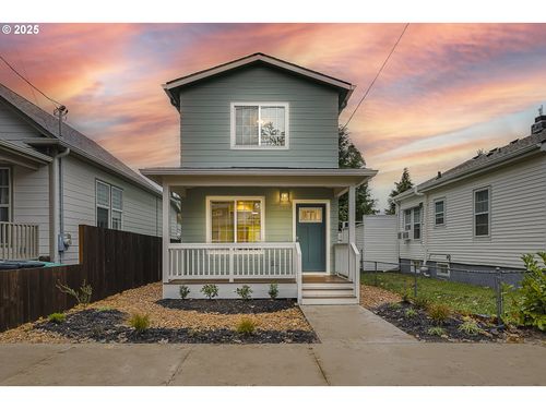 3257 N Baldwin St, Portland, OR, 97217-6001 | Card Image