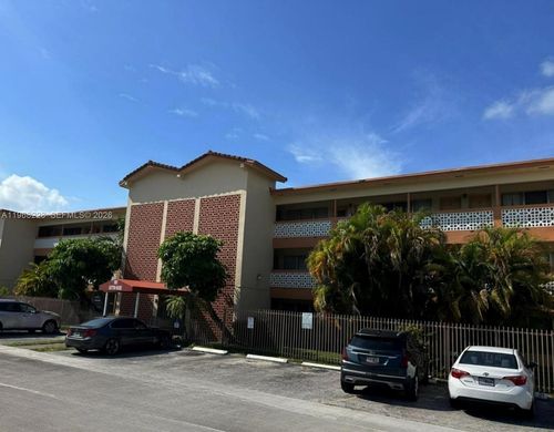 apt-16-1885 Ne 121st St, North Miami, FL, 33181-2865 | Card Image