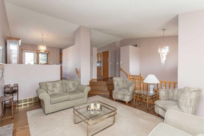 89 Hathaway Lane, Home with 4 bedrooms, 3 bathrooms and 6 parking in Lacombe AB | Image 5