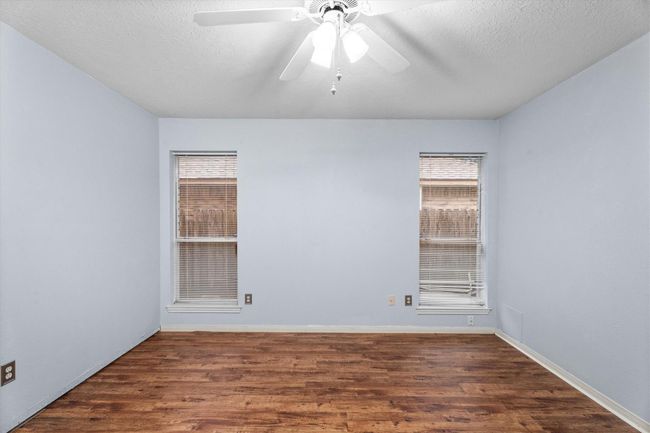5211 Pimberton Ln, House other with 3 bedrooms, 2 bathrooms and 2 parking in Spring TX | Image 9