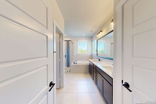 UNIT-17 - 5843 Whitby Rd, House other with 3 bedrooms, 3 bathrooms and null parking in San Antonio TX | Image 21