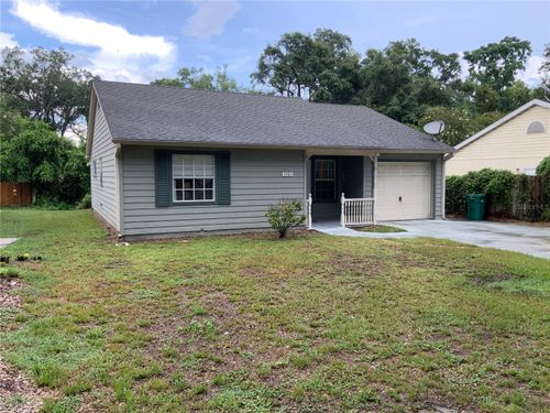 1581 Dorset Dr, Mount Dora, FL, 32757-6233 | Card Image