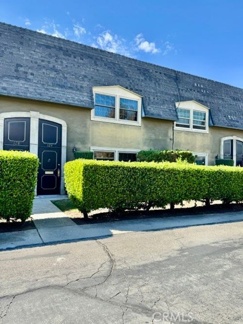 124 Carrie Ln, Redlands, CA, 92373 | Card Image