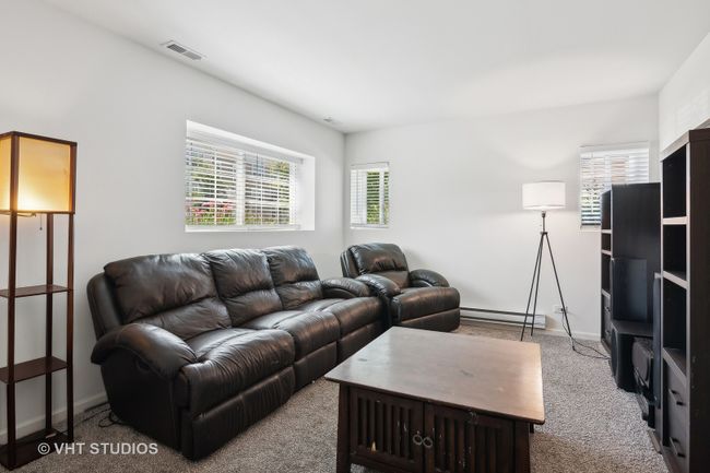 576 Spring Leaf Dr, Townhouse with 3 bedrooms, 2 bathrooms and 2 parking in Joliet IL | Image 8