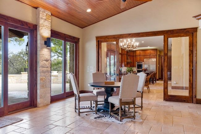170 Goose Landing Way, Home with 5 bedrooms, 6 bathrooms and 3 parking in Harper TX | Image 18