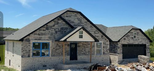 451 Madison Cir, London, KY, 40741-8179 | Card Image