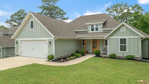 16 Hambleton Dr, Bella Vista, AR, 72714-4310 | Card Image
