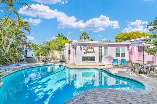 3218 Palm Dr, Delray Beach, FL, 33483-6217 | Card Image