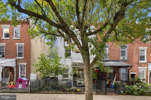 1039 Cherry St, NORRISTOWN, PA, 19401-3801 | Card Image