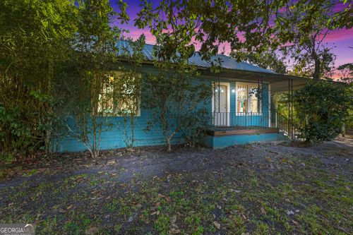 203 E 5th St, Woodbine, GA, 31569-3686 | Card Image