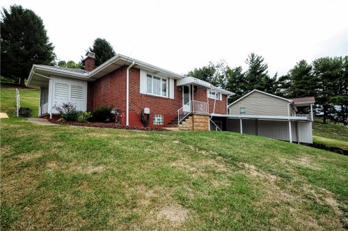 29 Mannina Ave, Dunlevy, PA, 15432-1013 | Card Image