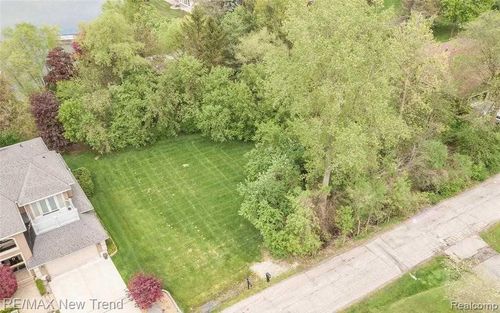 0000 Putnam Dr, West Bloomfield, MI, 48323 | Card Image