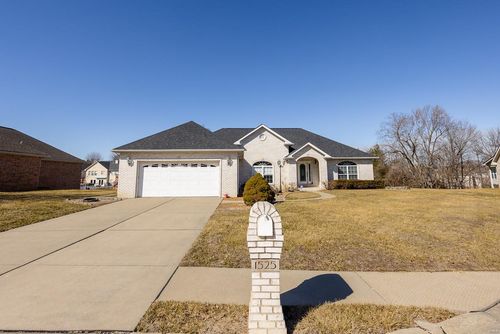 1525 Chesterfield Court, Swansea, IL, 62226 | Card Image