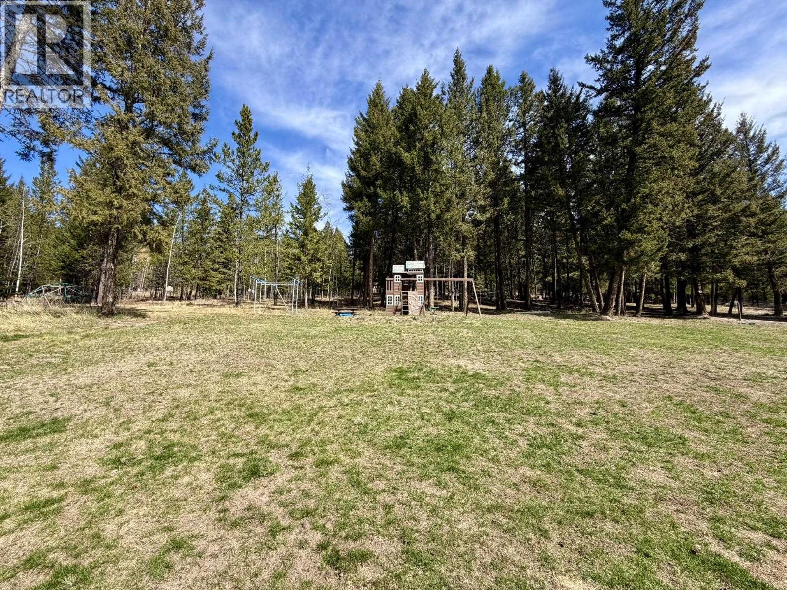 Residential in Horse Lake 3