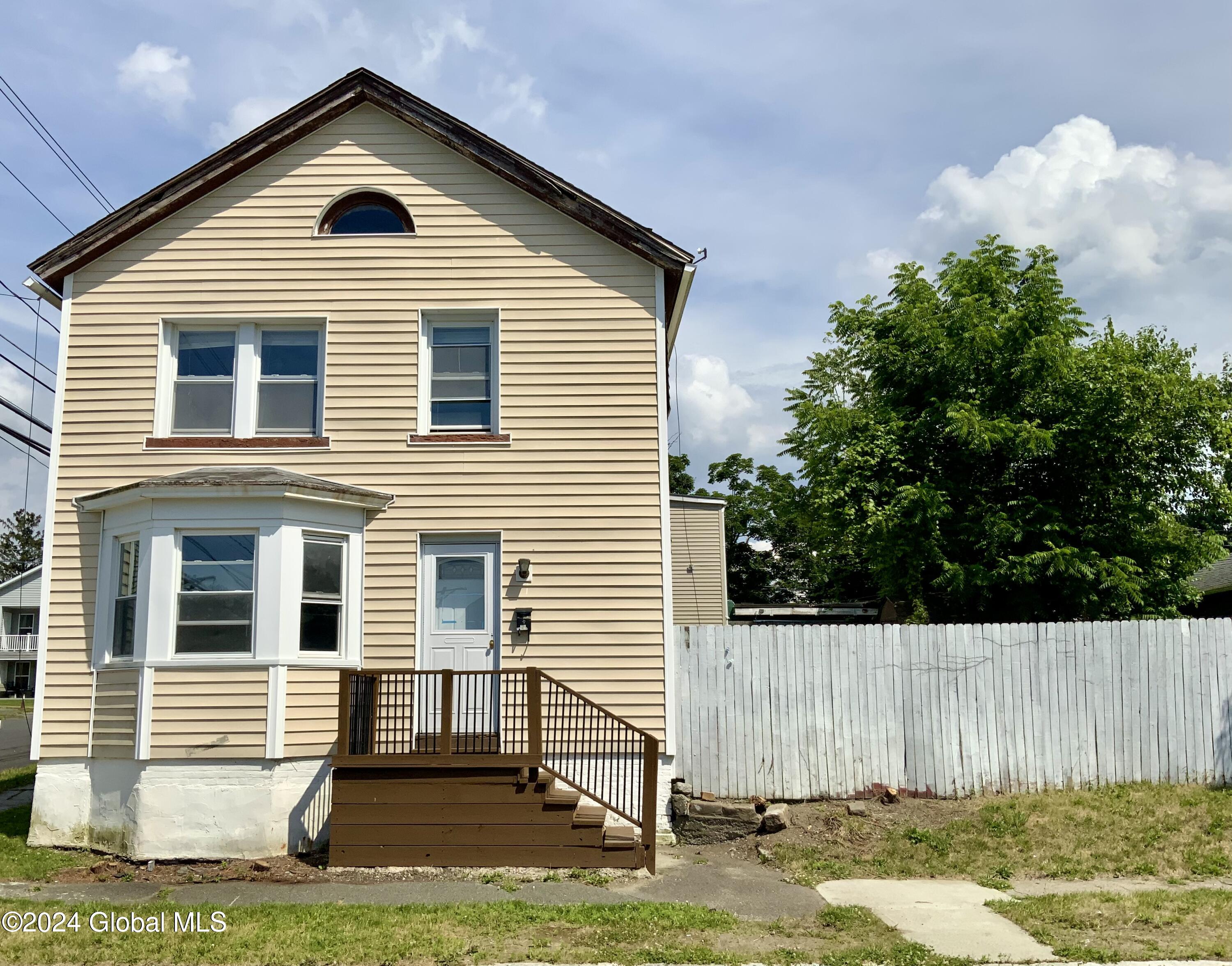 7th Ave, Watervliet, NY 12189