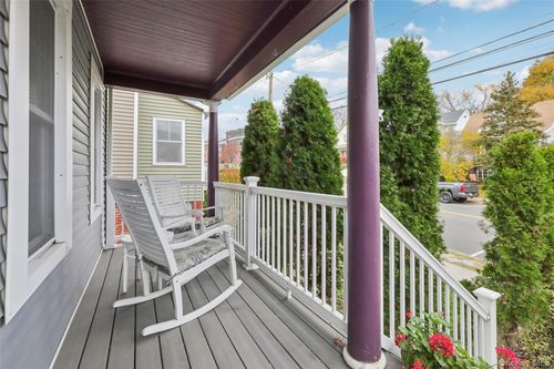 275 High Ave, Nyack, NY, 10960-2406 | Card Image