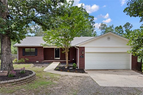 90 Birdsong Rd, Russellville, AR, 72802-8094 | Card Image