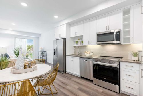 301-3107 Warren Street Nw, Calgary, AB, T3B6N7 | Card Image