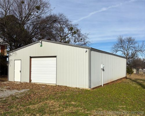 251 Franklin St, Healdton, OK, 73438-2148 | Card Image