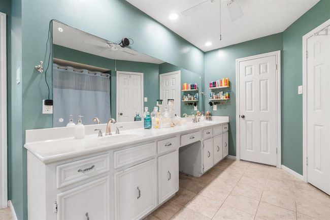 9611 Stockport Dr, House other with 4 bedrooms, 4 bathrooms and 2 parking in Spring TX | Image 25