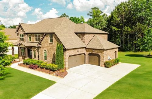 2589 Lake Erma Dr, Hampton, GA, 30228-6085 | Card Image