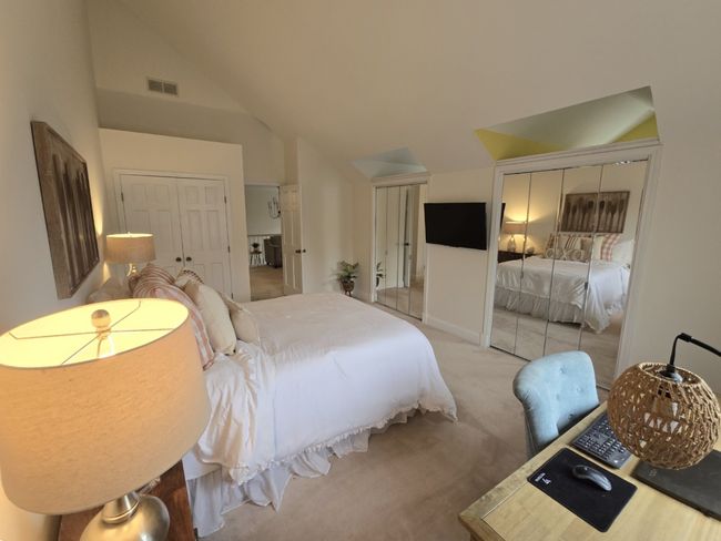 1530 Laurel Oaks Dr, Home with 2 bedrooms, 3 bathrooms and 2 parking in Streamwood IL | Image 34