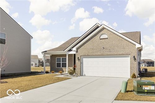 5826 Cresswell Ln, Whitestown, IN, 46075-4561 | Card Image