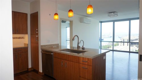 1808-555 South St, Honolulu, HI, 96813-6214 | Card Image