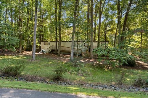 1055 Oak View Dr, Tobaccoville, NC, 27050-9108 | Card Image