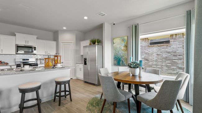 953 Traction Trl, House other with 4 bedrooms, 2 bathrooms and null parking in Cleburne TX | Image 13