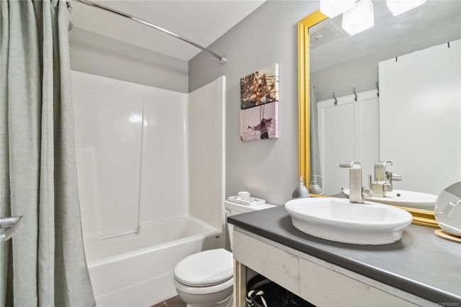 103 - 1007 Johnson St, Condo with 1 bedrooms, 1 bathrooms and null parking in Victoria BC | Image 8
