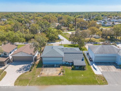 1805 12th Street, Edgewater, FL, 32132 | Card Image