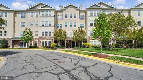 106-311 High Gables Dr, GAITHERSBURG, MD, 20878-7420 | Card Image