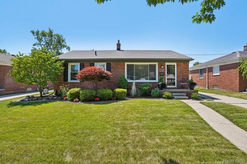 618 E Bloomfield Ave, Royal Oak, MI, 48073-3542 | Card Image