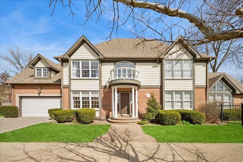995 Oak St, Winnetka, IL, 60093-2422 | Card Image