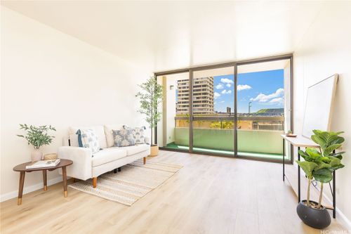 607-2499 Kapiolani Blvd, Honolulu, HI, 96826-5302 | Card Image